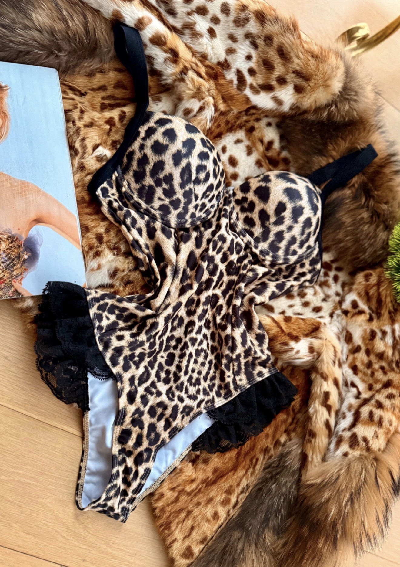 Maudymosi kostiumėlis "Sahara Leopard"